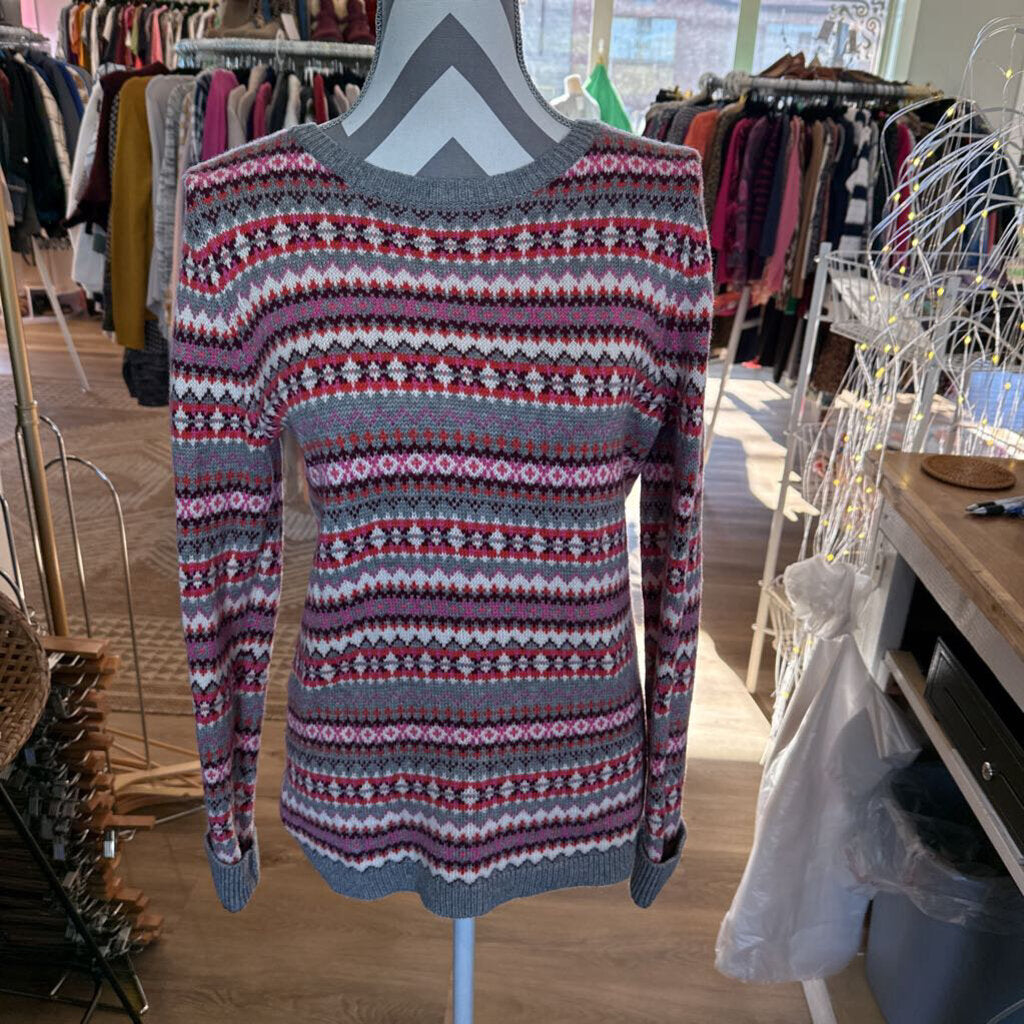 Long sleeve knit patterned