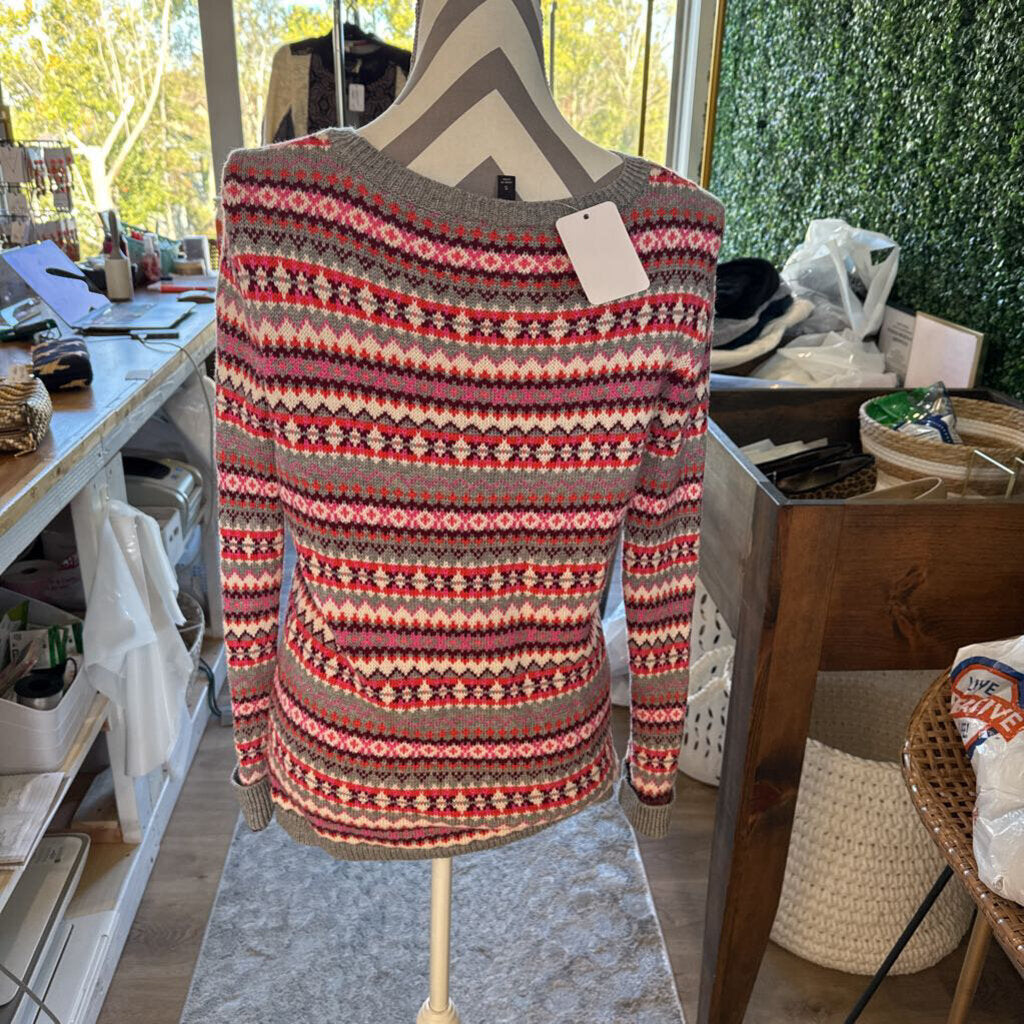 Long sleeve knit patterned